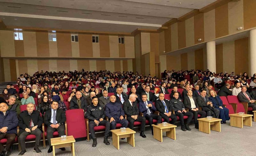 Kulu’da 24 Kasım Öğretmenler Günü Kutlandı