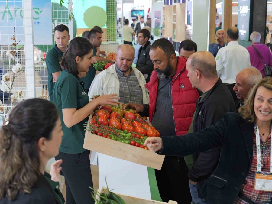 Hektaş’ın Yerli Sebze Tohumları Growtech Fuarı’nda Tanıtıldı