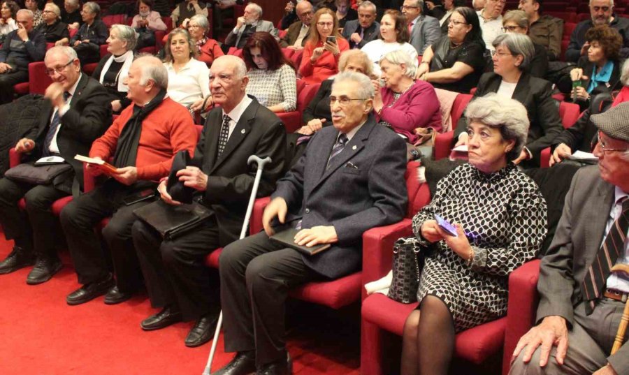 90 Yaşındaki Öğretmenden Genç Meslektaşlarına Tavsiyeler