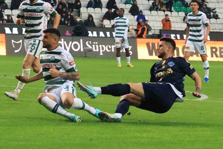 Trendyol Süper Lig Konyaspor: 0 Kasımpaşa: 0 (ilk Yarı)