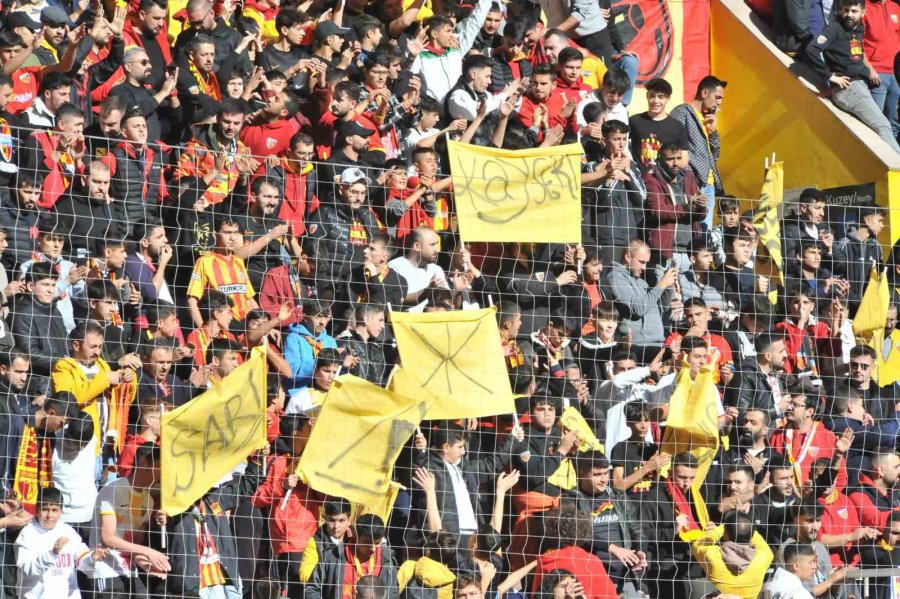 Trendyol Süper Lig: Kayserispor: 0 - Adana Demirspor: 0 (maç Devam Ediyor)