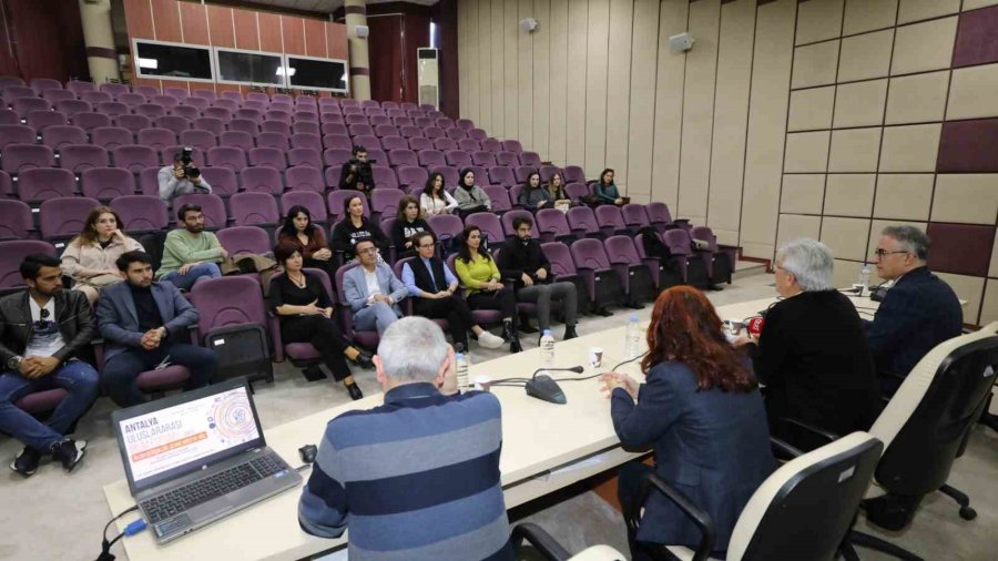 İklim Değişikliği Akdeniz Üniversitesi’nde Tartışılacak