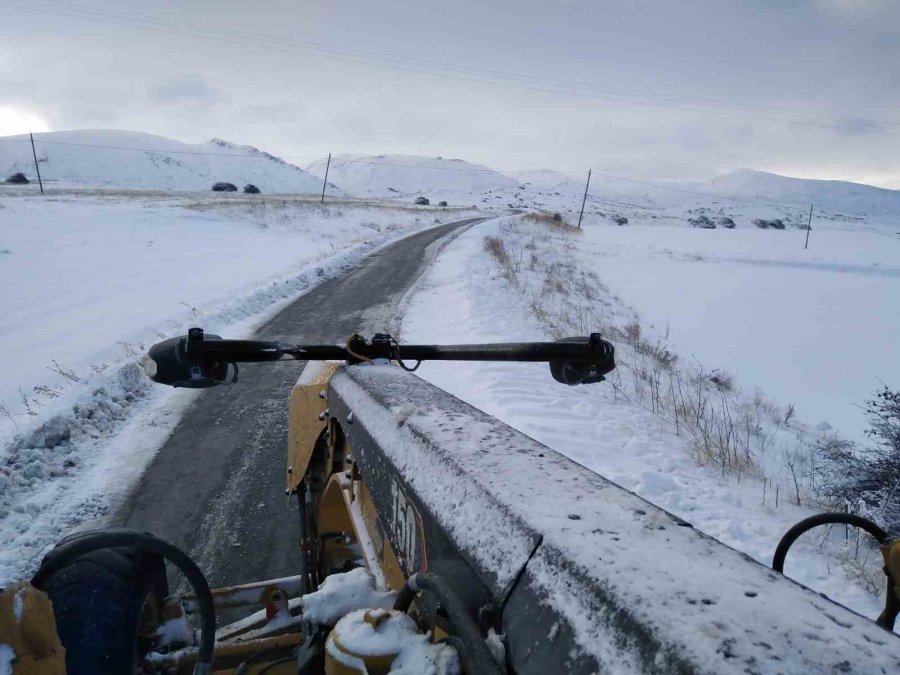 Büyükşehir, Kardan Kapanan 256 Kilometrelik Yolu Ulaşıma Açtı