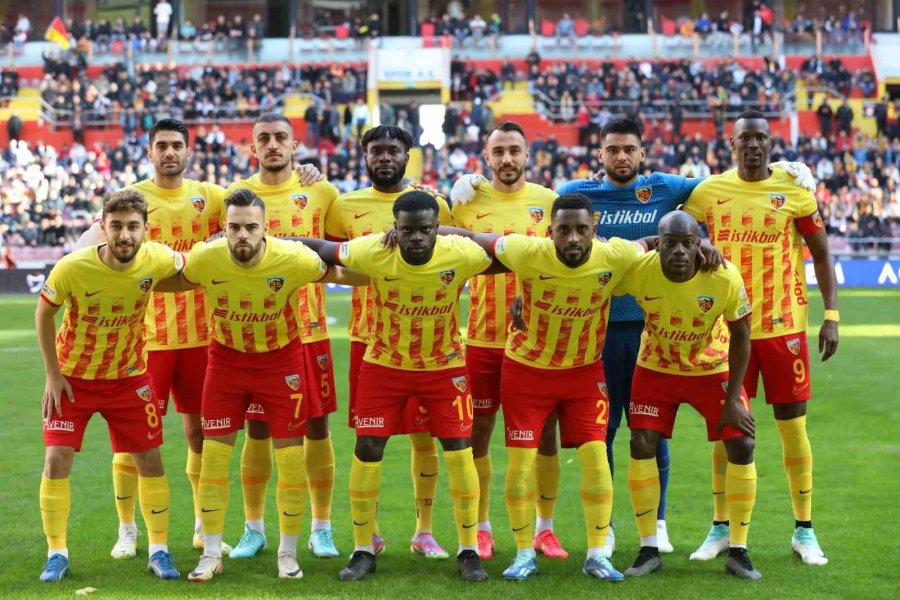 Kayserispor’un Evinde Bileği Bükülmüyor