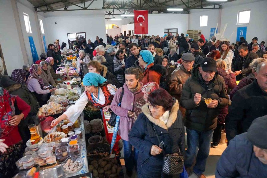 Başkan Ataç: “yerel Ürünleri Türkiye’ye Tanıtacağız”