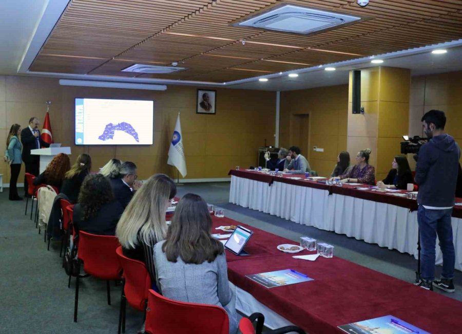 Antalya Toplu Ulaşımı Cermoni Projesi Çerçevesinde Ele Alındı