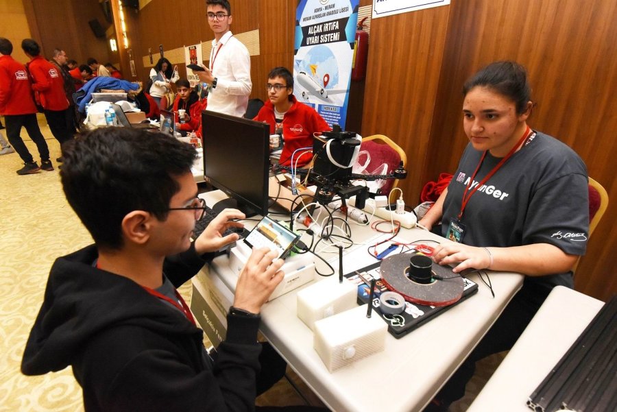 Konya Robofest Robot Yarışması Başladı