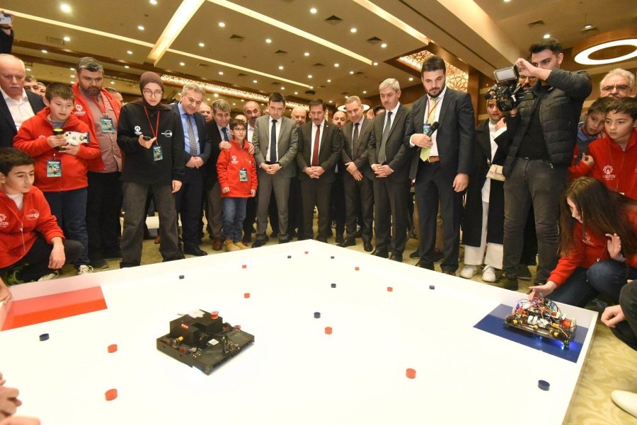 Konya Robofest Robot Yarışması Başladı