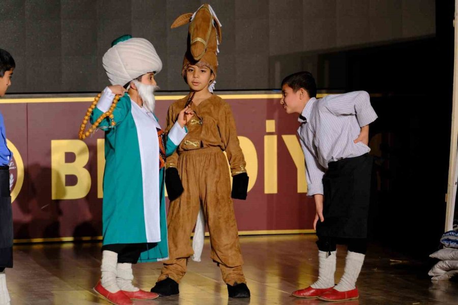 Nasreddin Hoca Fıkraları Minik Yürekler Tarafından Canlandırıldı