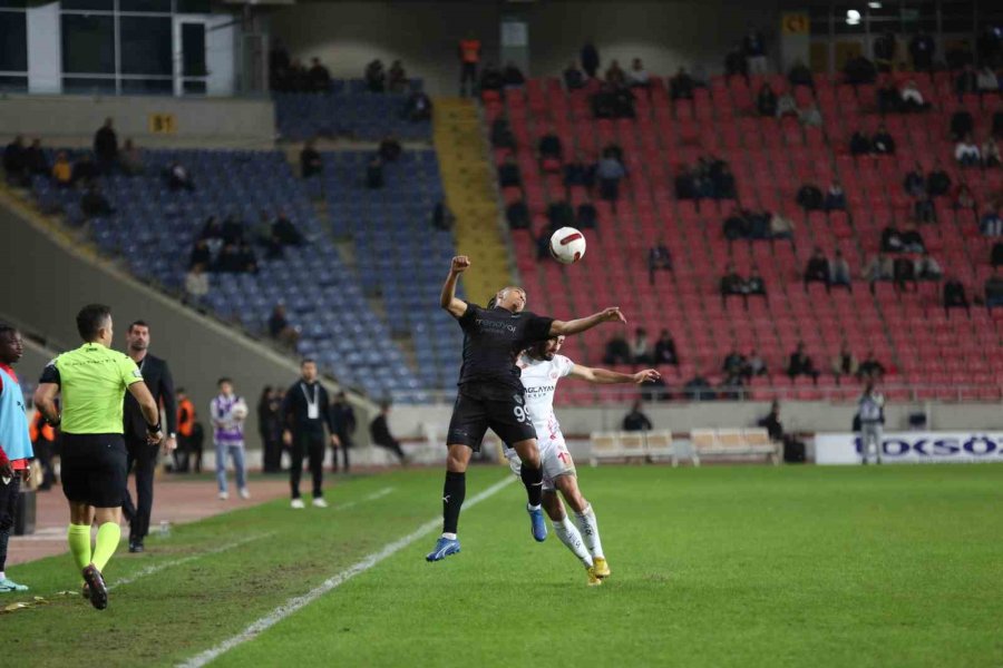 Trendyol Süper Lig: Hatayspor: 3 - Antalyaspor: 3 (maç Sonucu)