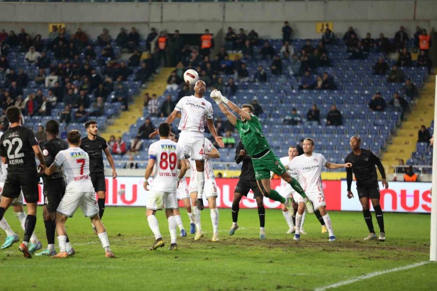 Trendyol Süper Lig: Hatayspor: 3 - Antalyaspor: 3 (maç Sonucu)