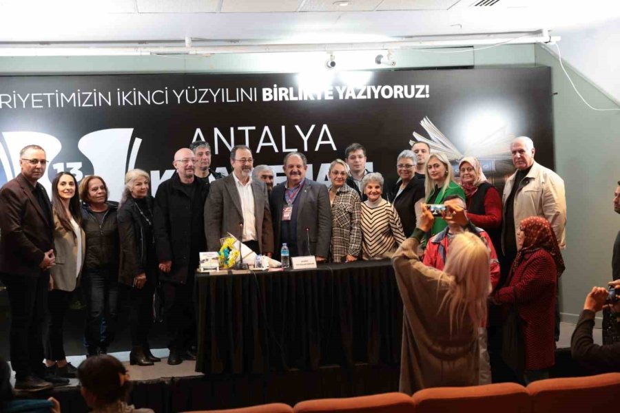 Antalya Kitap Fuarı’nda Müzikal Söyleşi