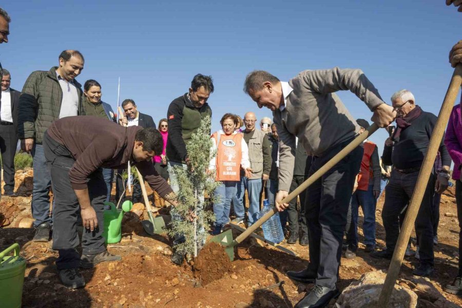 Cumhuriyet’in 100. Yılı Anısına 2023 Fidan Toprakla Buluştu