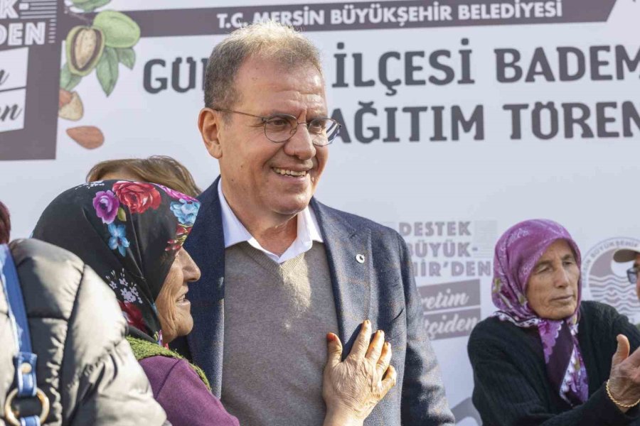 Badem Fidanı Dağıtım Töreni, Gülnarlı Üreticilerin Yüzünü Güldürdü