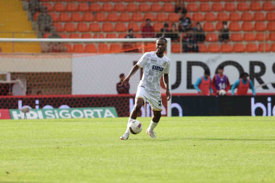 Trendyol Süper Lig: Corendon Alanyaspor: 2 - Konyaspor: 2 (maç Sonucu)