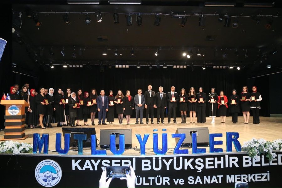 Vali Çiçek Ve Başkan Büyükkılıç, Özel Çocuklarla Kucaklaştı