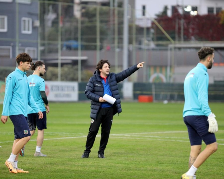 Alanyaspor, Kocaelispor İle Oynayacağı Maçın Hazırlıklarını Tamamladı