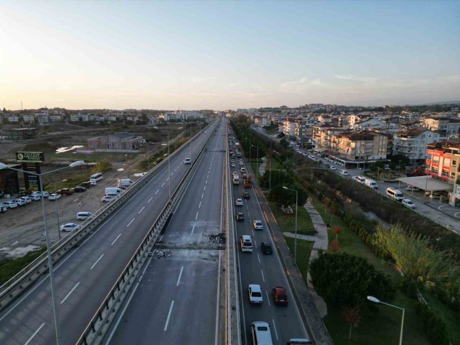 Manavgat’ta Otogar Köprülü Kavşağı 15 Günlük Bakım Alındı