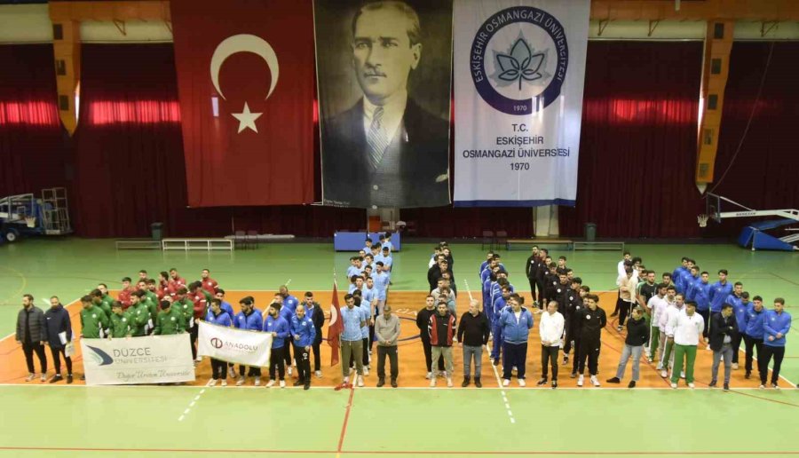 Ünıversıtelerarası Futbol Ve Hentbol Bölgesel Lig Müsabakaları Esogü’de Başladı