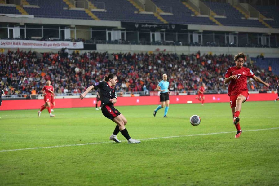 Uefa Kadınlar Uluslar Ligi: Türkiye: 2 - Gürcistan: 0