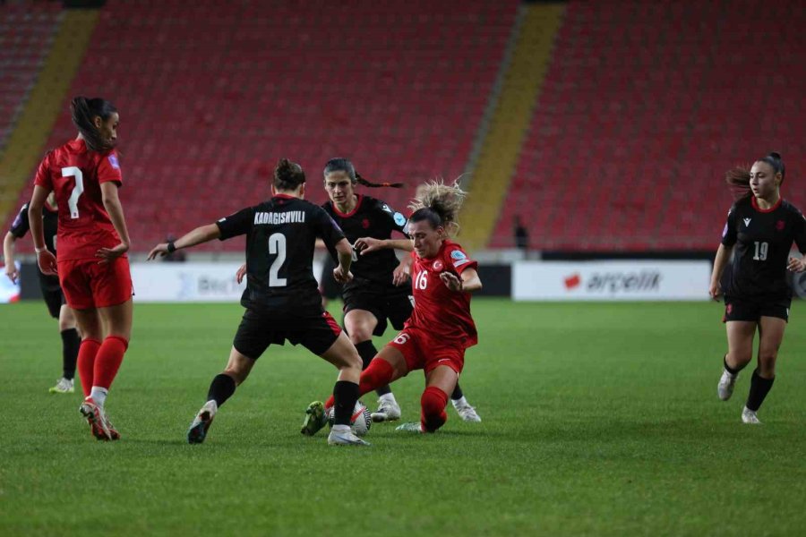 Uefa Kadınlar Uluslar Ligi: Türkiye: 2 - Gürcistan: 0