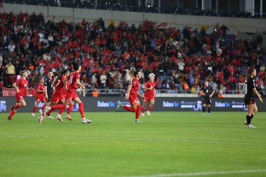 Uefa Kadınlar Uluslar Ligi: Türkiye: 2 - Gürcistan: 0