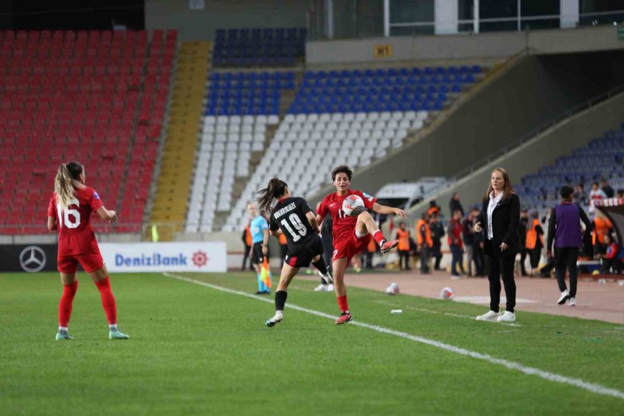 Uefa Kadınlar Uluslar Ligi: Türkiye: 2 - Gürcistan: 0