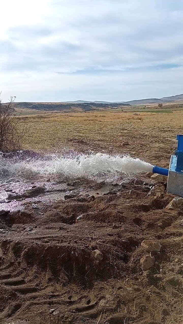 Büyükşehir’den Talas’ta 70 Hektarlık Arazinin Sulama Sorununa Çözüm