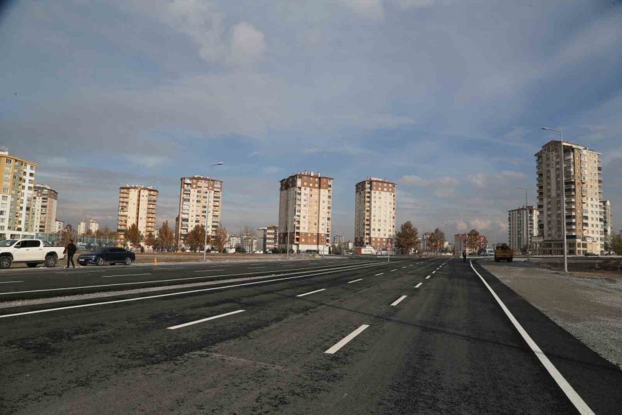 Başkan Büyükkılıç, Osb’ye Ulaşımda Nefes Olacak Yeni Yolu Trafiğe Açtı