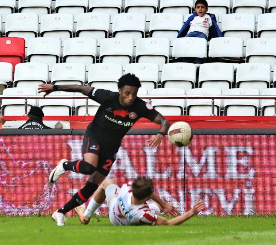 Trendyol Süper Lig: Antalyaspor: 2 - Fatih Karagümrük: 1 (maç Sonucu)