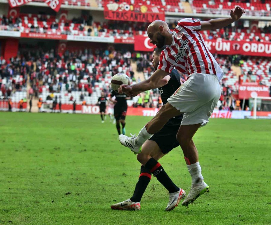 Trendyol Süper Lig: Antalyaspor: 2 - Fatih Karagümrük: 1 (maç Sonucu)