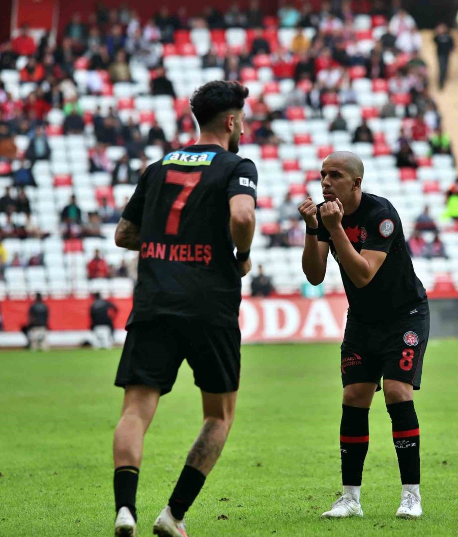 Trendyol Süper Lig: Antalyaspor: 2 - Fatih Karagümrük: 1 (maç Sonucu)