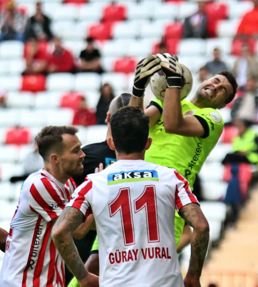 Trendyol Süper Lig: Antalyaspor: 2 - Fatih Karagümrük: 1 (maç Sonucu)