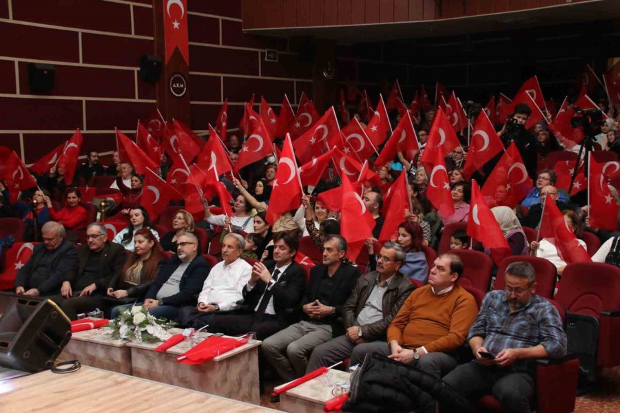 Kadın Sesleri Thm Topluluğundan "kahramanlık Türküleri" Konseri