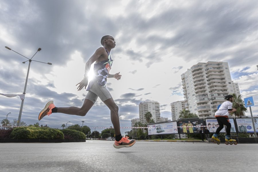 5. Uluslararası Mersin Maratonu Koşuldu