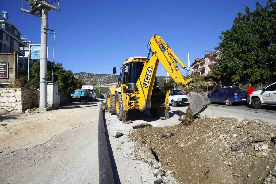 Büyükşehir Demre Gökyazı’da İçme Suyu Hatlarını Yeniliyor