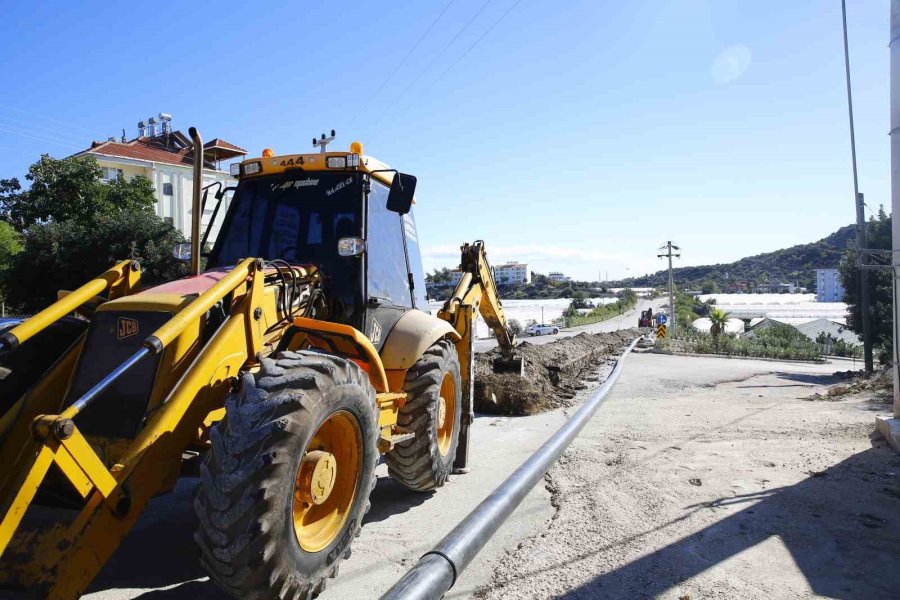 Büyükşehir Demre Gökyazı’da İçme Suyu Hatlarını Yeniliyor