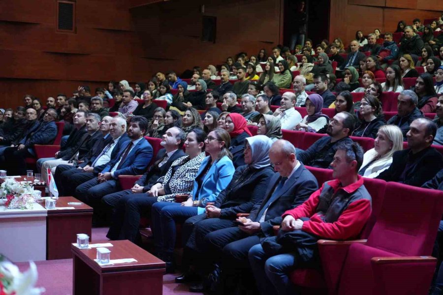 Prof. Dr. Aydın: "beyin, Sonsuz Kapasiteye Sahip Bir Bilgisayar Niteliği Taşıyor"