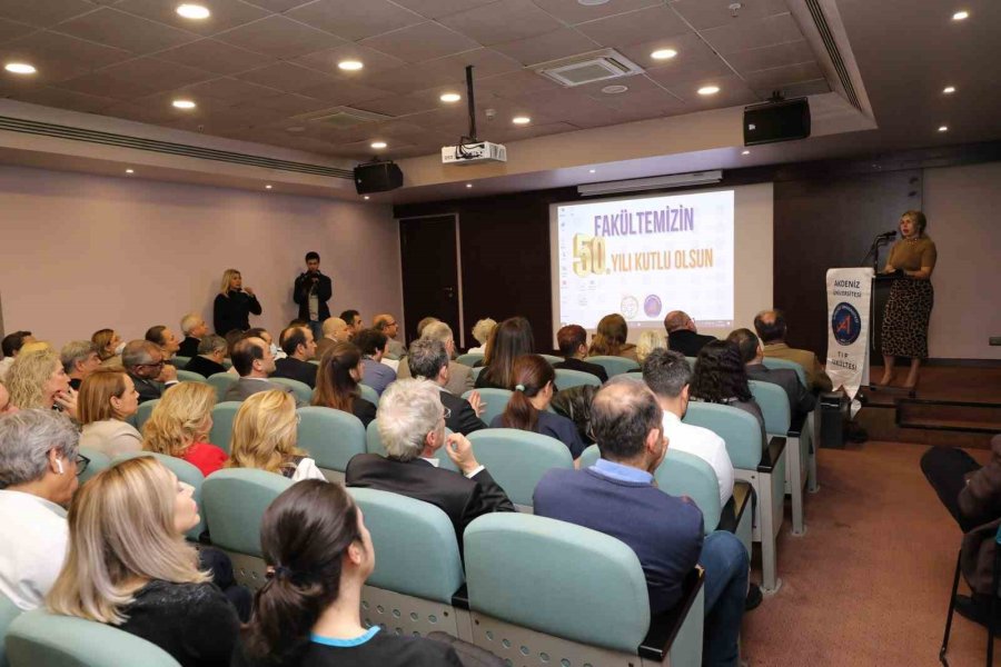 Akdeniz Üniversitesi Tıp Fakültesinde 50. Yıl Gururu