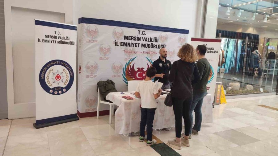 Mersin’de Vatandaşlar Teröre Karşı Bilgilendiriliyor