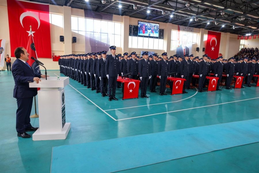 Mersin’de 446 Polis Adayı Mezun Oldu