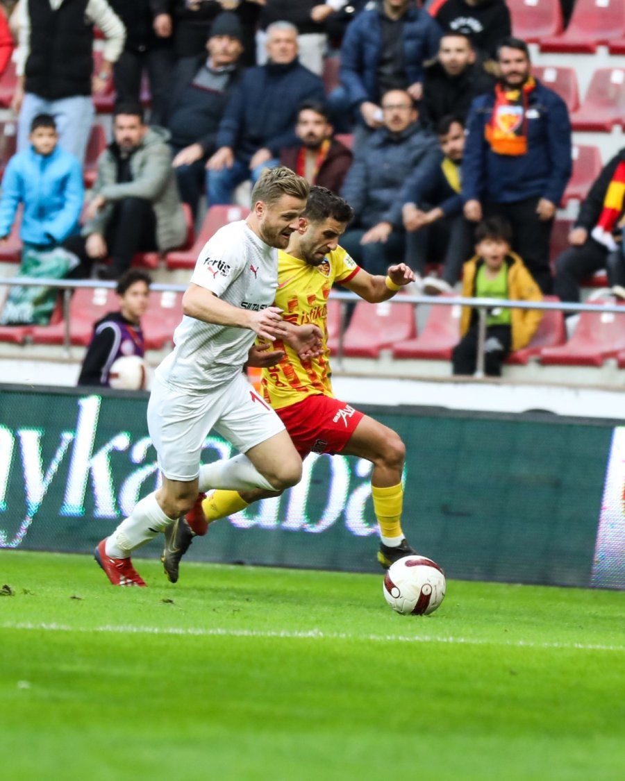 Kayserispor Ligdeki 8. Galibiyetini Aldı