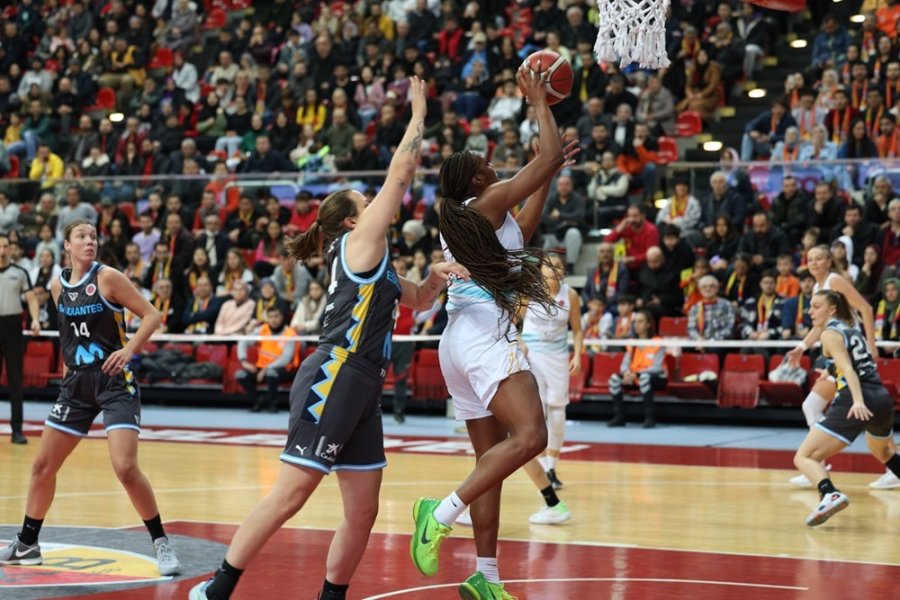 Eurocup Women Play-off: Melikgazi Kayseri Basketbol: 81 - Movistar Estudiantes: 55