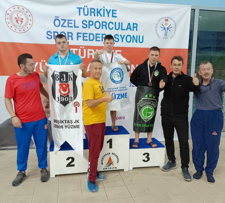 Tepebaşı’nın Özel Sporcusundan Büyük Başarı