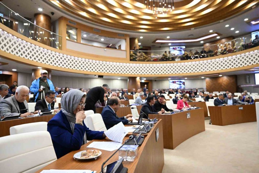 Büyükşehir’den Toplu Ulaşım Esnafına Kilometre Ve Taşıdıkları Yolcu Sayısına Göre Ücret Desteği