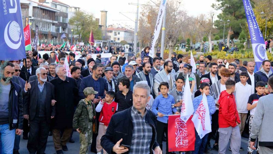 Konya’da Gazze’ye Destek Yürüyüşü