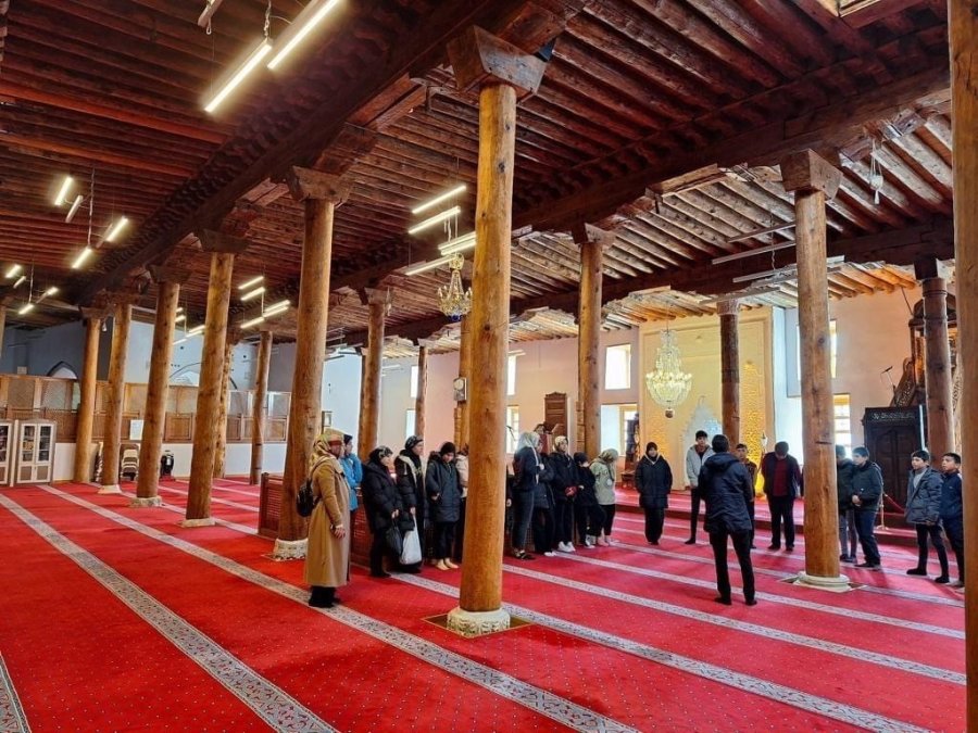 Öğrenciler Çedes İle Ulu Cami Gezisi Yaptılar