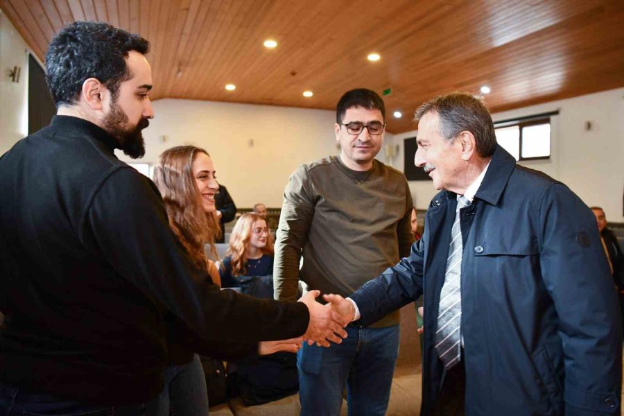 ‘lozan, Siyasal Krizler Ve Cumhuriyetin İlanı’ Anlatıldı