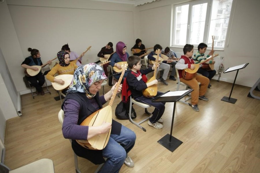 Odunpazarı Belediyesi 99 Bin Gence Hizmet Verdi