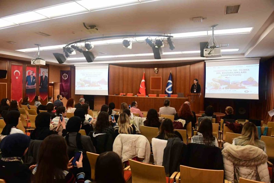 Anadolu Üniversitesi’nde ’‘cumhuriyetin 100. Yılında Dil Bozuklukları Sempozyumu’ Başladı